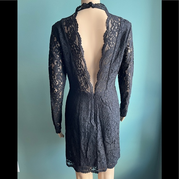H&M black lace dress. Low cut back. - Picture 4 of 8